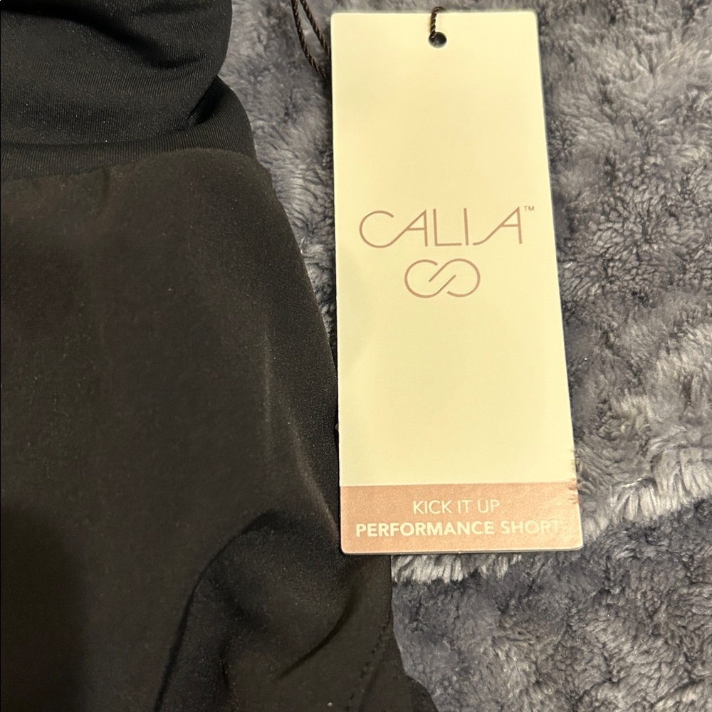 NWT Black Calia by Carrie Underwood Kick It Up Workout Running Shorts SzM - Picture 2 of 9